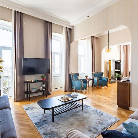 Historical Flat With A Lovely Sea View In Beyoglu 이스탄불 외부 사진