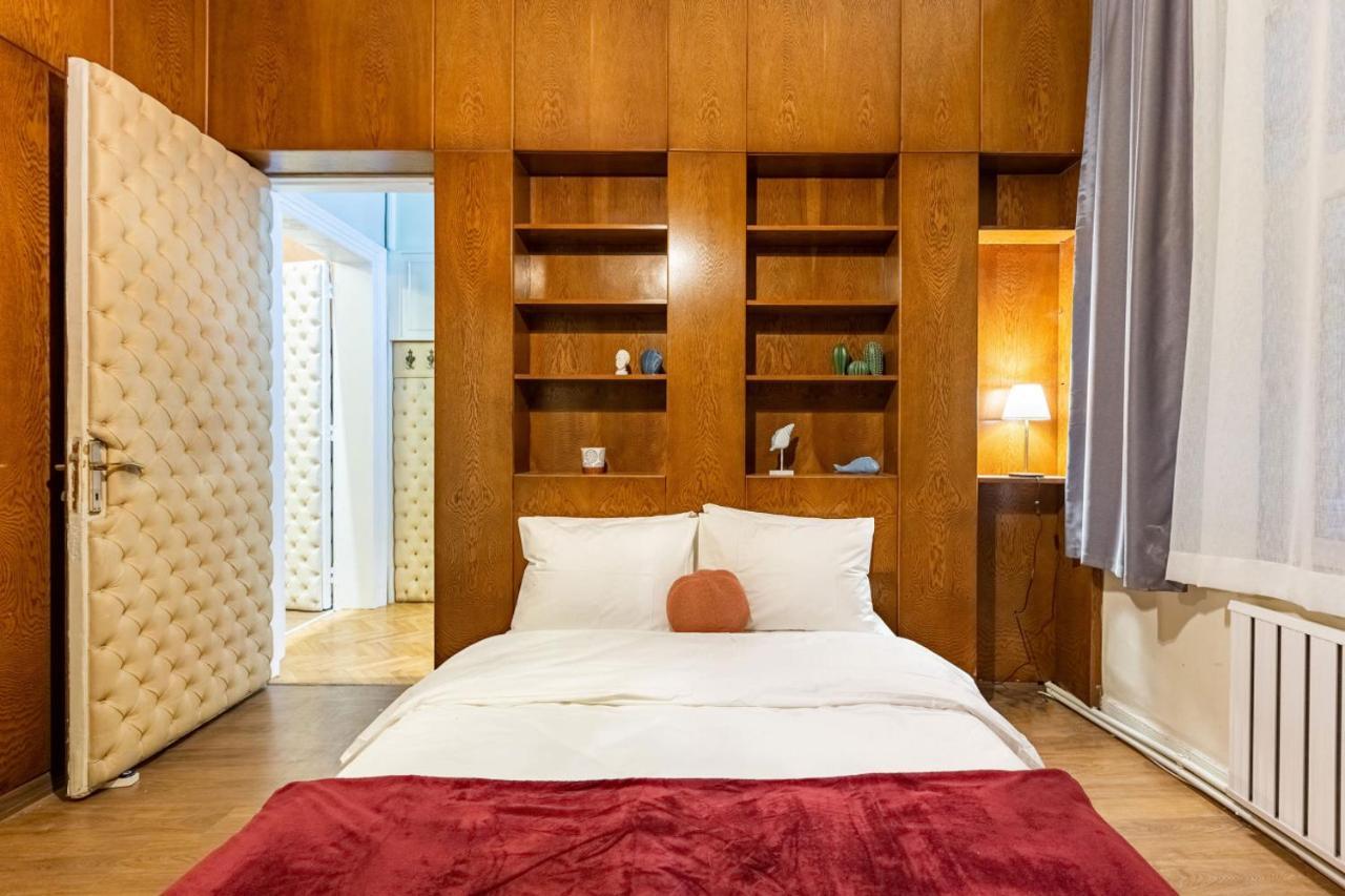 Historical Flat With A Lovely Sea View In Beyoglu 이스탄불 외부 사진